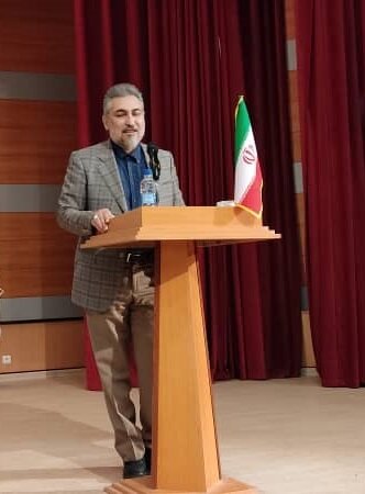 بومی گزینی اولویت وزارت بهداشت در جذب نیرو است/تولید سالیانه ۶۰۰ میلیون دوز واکسن در ایران