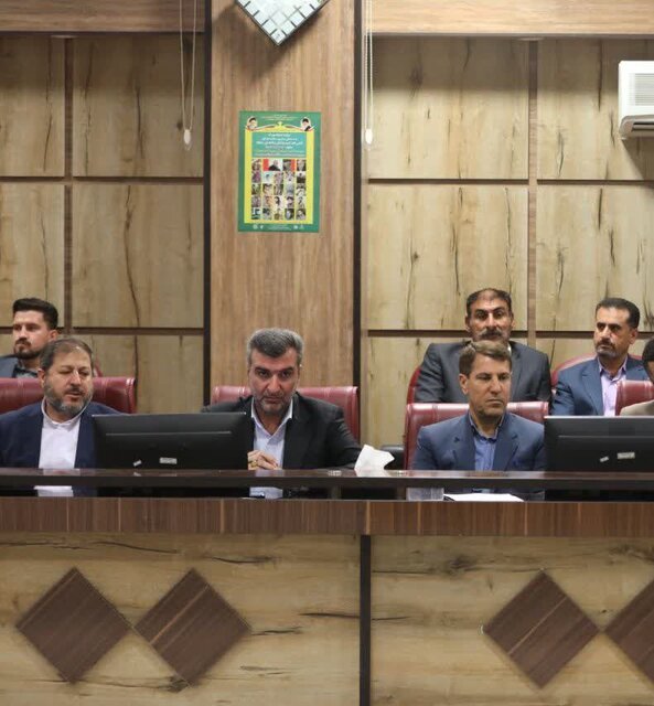 سرمایه‌گذاری ۱۷۲۵۱ میلیارد تومانی برای ۱۲ پروژه اقتصادی در ایلام