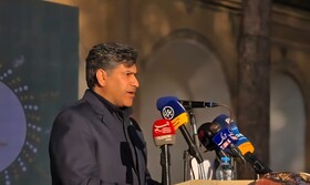 برگزاری مراسم نکوداشت نامداران فرهنگ و هنر ایلام در قلعه تاریخی والی