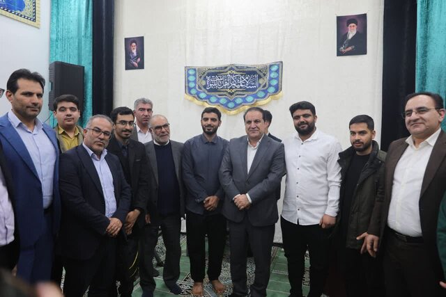 استاندار ایلام: نقد صریح دانشجویان برای ما شیرین است / دانشگاه فرهنگیان باید مسئله‌محور وارد توسعه استان شود