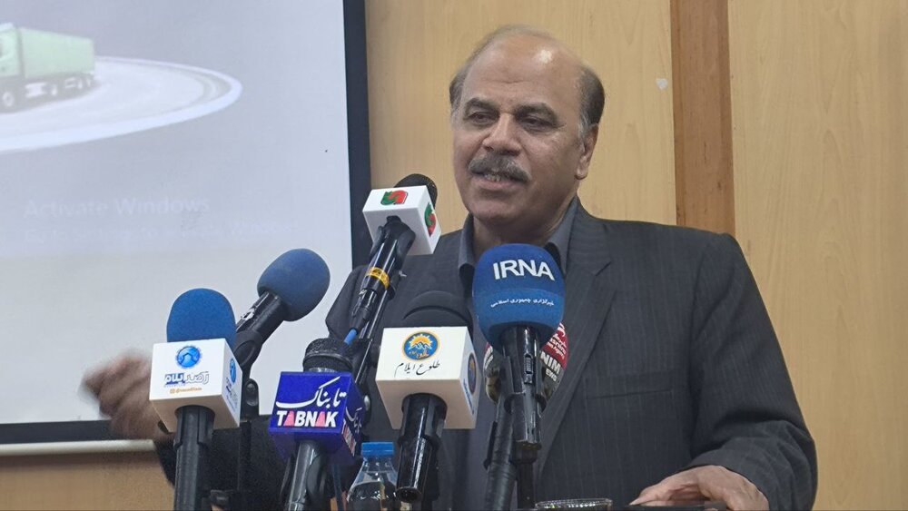 معاون وزیر راه: با وجود کمبود اتوبوس جابه‌جایی میلیونی زائران اربعین مدیریت شد