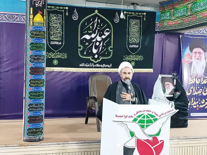 امام جمعه ایلام: پشتوانه مردمی، قدرت اصلی تیم مذاکره‌کننده ایران است