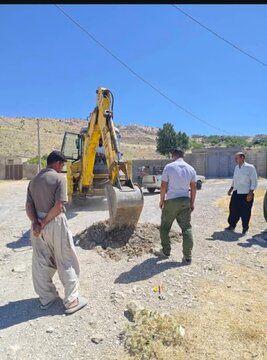 بازگشت ۸۵۰ مترمکعب آب به شبکه توزیع ملکشاهی با جمع‌آوری ۱۴۸ انشعاب غیرمجاز
