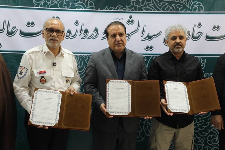 ناوگان آمبولانسی ایلام تا پایان سال نوسازی میشود