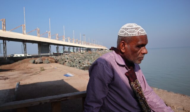 «چشمان سفید»؛ روایتی از پیرمرد و دریا