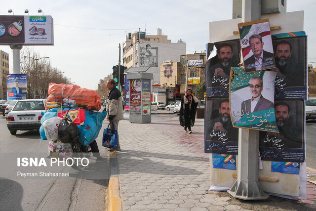 پاکسازی شهر از تبلیغات انتخاباتی در کمتر از ۷ ساعت