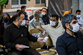 اهدای خون در دومین شب قدر - مرکز جامع اهدا کنندگان خون میدان خواجو اصفهان