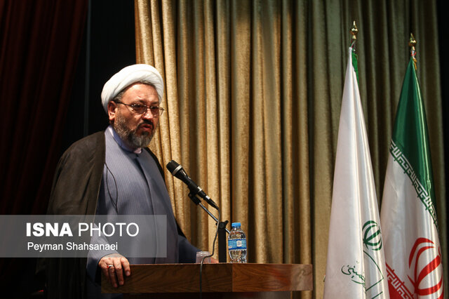 گفتمان امام خمینی (ره) را با زبان هنر به نسل جوان معرفی کنیم