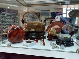 نخستین بازارچه سنگ های قیمتی کشور در اصفهان افتتاح شد