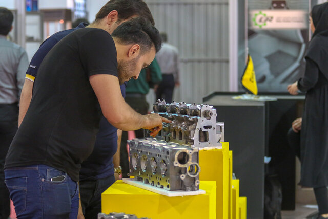 برپایی نمایشگاه قطعات خودرو اصفهان با هدف بازگشت رونق به بازار