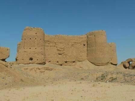 حفاری‌های غیرمجاز، قلعه تاریخی شهراب را ناقص کرده است