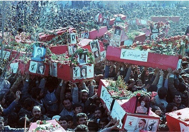  ۲۵ آبان ماه بر دفتر خاطرات مردم ایران جاودانه خواهد ماند