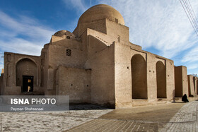 افتادن موریانه به بدنه مسجد جامع اردستان صحت ندارد