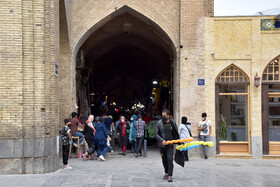 اصفهان نارنجی شد - میدان نقش جهان