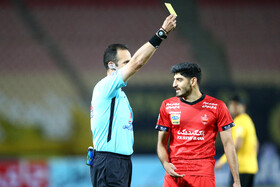 دیدار تیم های سپاهان و پرسپولیس