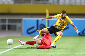 دیدار تیم های سپاهان و پرسپولیس