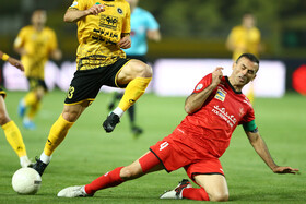 دیدار تیم های سپاهان و پرسپولیس