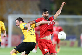 دیدار تیم های سپاهان و پرسپولیس