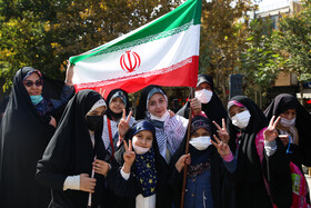 شکوه 13 آبان