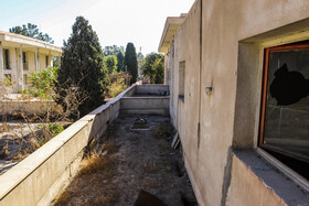 حداقل نشست مجاز ساختمان ۲.۵ سانتیمتر و حداکثر نشست مجاز ۵ سانتیمتر است، در حالیکه در شهرک نیروی هوایی دو تا سه برابر نشست مجاز، یعنی حدود ۱۰ تا ۱۵ سانتیمتر ساختمان ها نشست را تجربه کرده اند.