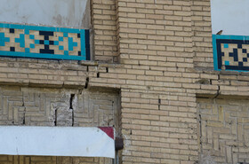 اثرات فرونشست در در طاق های بیرونی بازارهای میدان نقش جهان اصفهان