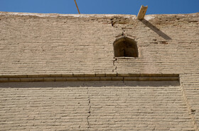 اثرات فرونشست در ساختمان های نزدیک مسجد حکیم اصفهان