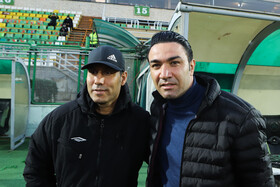 مهدی تارتار - سرمربی تیم فوتبال  ذوب‌آهن اصفهان و جواد نکونام - سرمربی تیم فوتبال فولاد خوزستان 