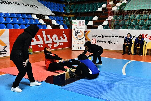 چهره هشت تیم برتر مشخص شد/ صعود گیتی پسند در بخش بانوان چهره هشت تیم برتر مشخص شد/ صعود گیتی پسند در بخش بانوان