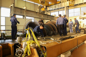 خروج واحد شماره پنج بخاری 320 مگاواتی نیروگاه اصفهان