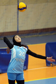 دیدار ریف و مهرسان در لیگ برتر والیبال بانوان