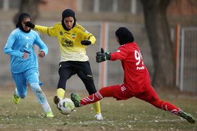 لیگ برتر فوتبال بانوان؛ سپاهان اصفهان - ملی‌پوشان شهرکرد 