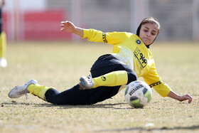 لیگ برتر فوتبال بانوان؛ سپاهان اصفهان - ملی‌پوشان شهرکرد 