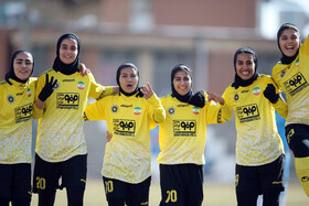 لیگ برتر فوتبال بانوان؛ سپاهان اصفهان - ملی‌پوشان شهرکرد 