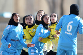 لیگ برتر فوتبال بانوان؛ سپاهان اصفهان - ملی‌پوشان شهرکرد 