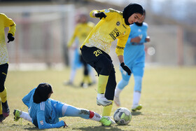 لیگ برتر فوتبال بانوان؛ سپاهان اصفهان - ملی‌پوشان شهرکرد 