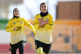 لیگ برتر فوتبال بانوان؛ سپاهان اصفهان - ملی‌پوشان شهرکرد 