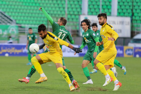 هفته سیزدهم برتر فوتبال، ذوبآهن-فجر شهید سپاسی شیراز