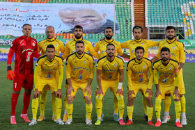 هفته سیزدهم برتر فوتبال، ذوبآهن-فجر شهید سپاسی شیراز