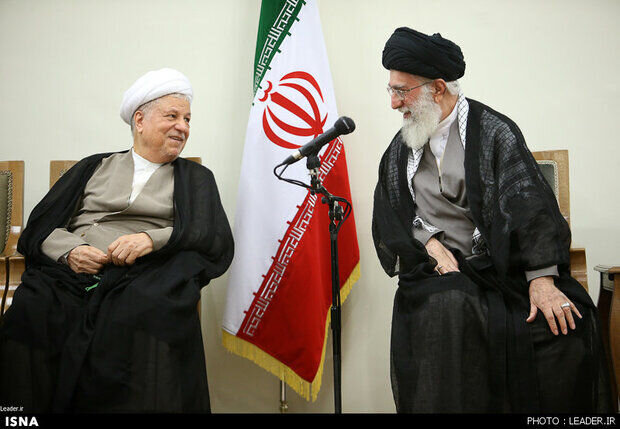 آیتالله هاشمی از استوانههای انقلاب اسلامی بودند آیتالله هاشمی از استوانههای انقلاب اسلامی بودند