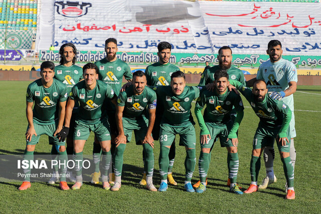 اولین تمرین گاندوها در قرن جدید