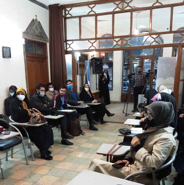 دو راهی حضور و نقشآفرینی زنان در اجتماع