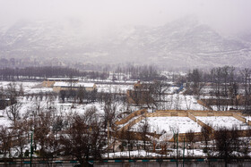 برف‌روبی ۹۲۰۰ کیلومتر از محورهای استان اصفهان با تلاش بیش از ۱۰۰ تیم راهداری