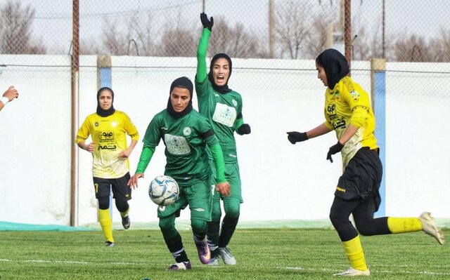 سپاهان و ذوبآهن در تلاش برای کسب ۳ امتیاز از رقبا سپاهان و ذوبآهن در تلاش برای کسب ۳ امتیاز از رقبا