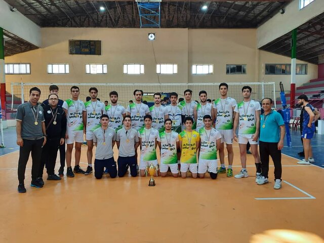 صاحبان صنایع از تیمهای ورزشی کاشان حمایت کنند صاحبان صنایع از تیمهای ورزشی کاشان حمایت کنند