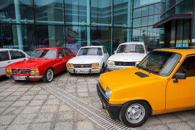 همایش خودروهای کلاسیک و آفرود زنده‌رود