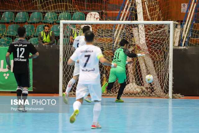 پایان مسابقات فوتسال یادواره ۱۵۰ شهید نوش‌آباد