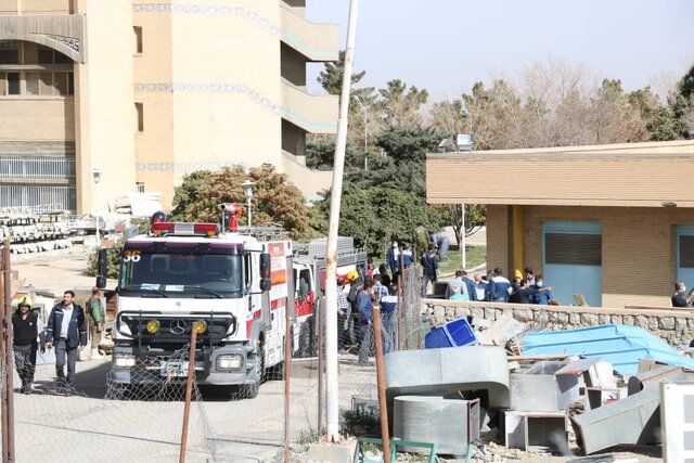حریق در انبار ضایعات بیمارستان الزهرا(س) اصفهان