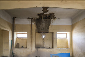 یکی از کلاسهای قدیمی بخش قدیمیتر مدرسه که گفته میشود در دوره قاجار ساخته شده است، اما بی توجهی به آن و متروکه ماندن این فضا، باعث شده تا به مرور آن تخریب شود.