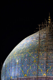 مشکلات مرمت گنبد مسجد جامع عباسی اصفهان