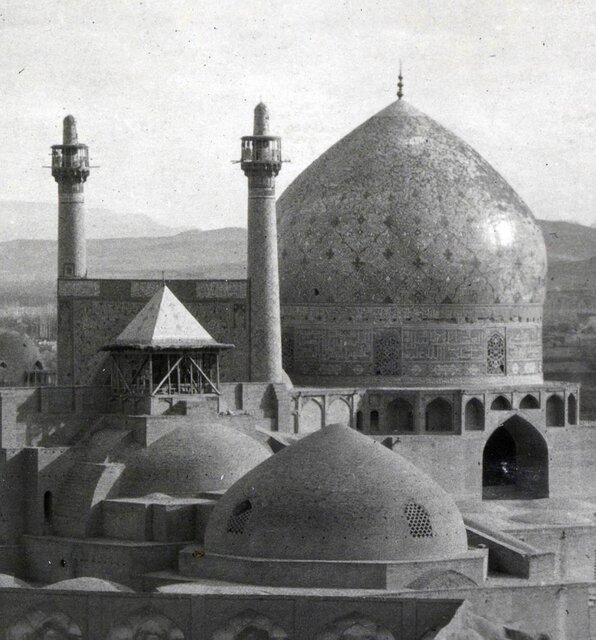معمای کاشیهای گنبد مسجد جامع عباسی